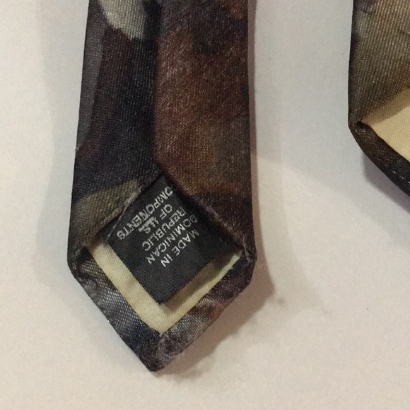 Purple Floral Tie - Picture 7 of 10